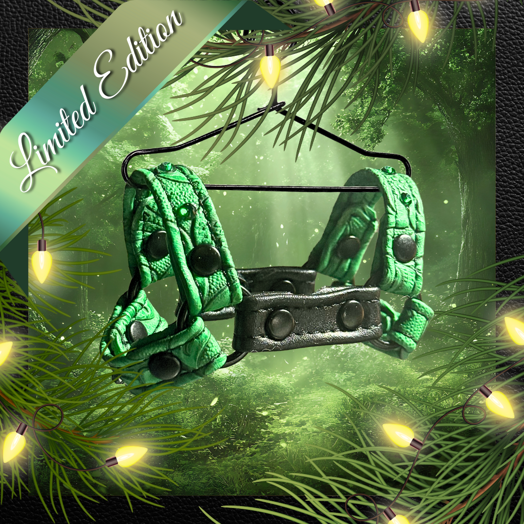 Mini Harness Ornament (Wicked - Elphaba)